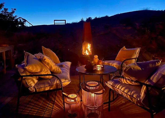 Semesterbostad Idyllic In Fantastic Ocean View *